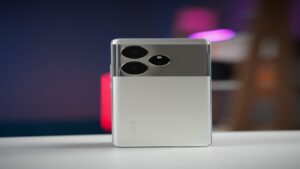 The Realme GT 6, India Price-37,499, Global- $447 or €410, Powerful Processor Qualcomm Snapdragon