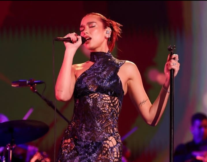 Dua Lipa Set to Rock Mumbai on August 30, 2024: A Concert Announced by Zomato Co-Founder Deepinder Goyal